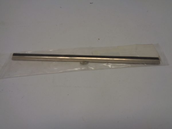 '47-'53 Windshield Wiper Blade - 10" Original Style