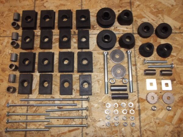69-72 Suburban 1/2 ton, 3/4 ton & 4X4 Complete Body Mount Kit